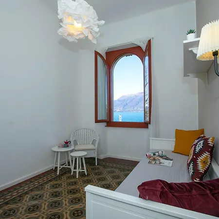 Residenza Gardenia - Lake View Balcony Apartment In Luino Center - Happy Rentals *