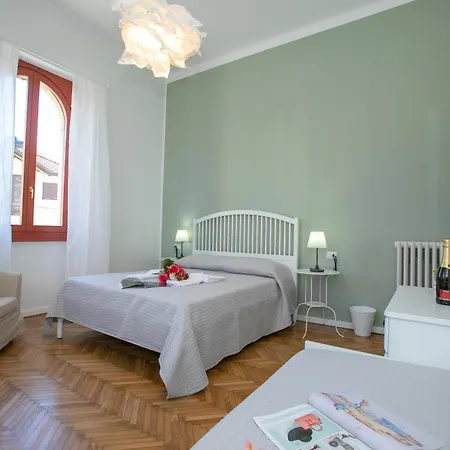 Residenza Gardenia View Center - Happy * Луино