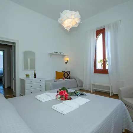Residenza Gardenia View Center - Happy Apartment