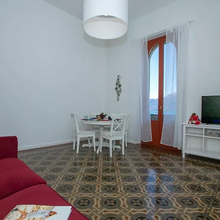 Residenza Gardenia View Center - Happy *