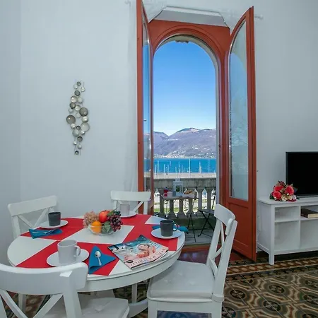 Residenza Gardenia View Center - Happy Apartment *