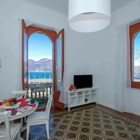 Residenza Gardenia View Center - Happy * Luino