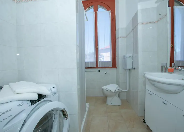 Residenza Gardenia View Center - Happy Apartament Luino