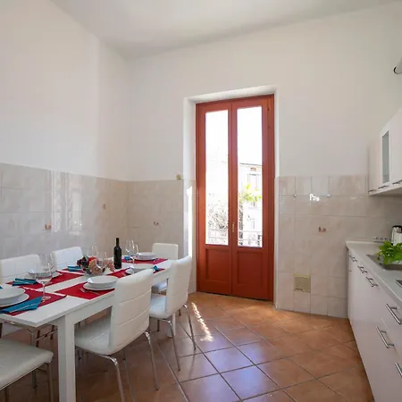 Residenza Gardenia View Center - Happy Appartement *