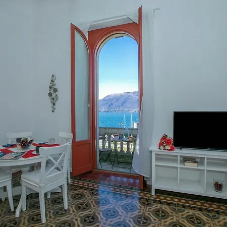 Residenza Gardenia View Center - Happy Luino